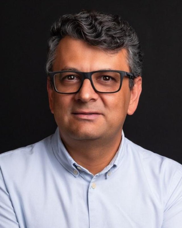 Dr. Bruno Carvalho